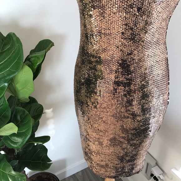 [bardot] neve dress in rose gold foil sequin - Picture 5 of 8